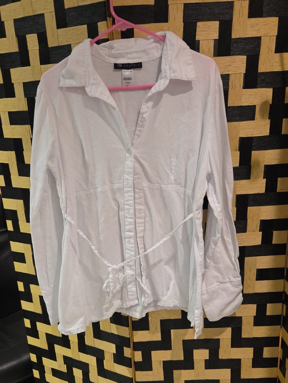 Classic White Button-Down Women’s Shirt with Tie Waist